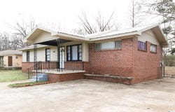 2312 CIRCLE DRIVE, HUEYTOWN, AL 35023