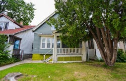 3205 N 35th St, Milwaukee, WI 53216