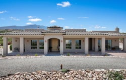 84 Camino Redondo, Placitas, NM 87043