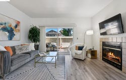 63 Lakeshore Ct, Richmond, CA 94804