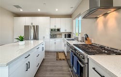 946 Warwick, Thousand Oaks, CA 91360