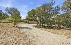 871 Political Road, Lockhart, TX 78644