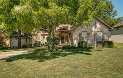 4801 S Gold Road, Battlefield, MO 65619