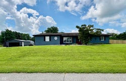 12111 E Merilane, Columbus, IN 47203