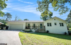 4384 Herschel, College Park, GA 30337