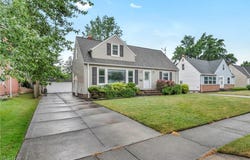1714 Gilbert Drive, Mayfield Heights, OH 44124