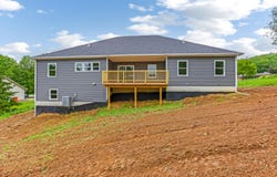 301 River Oaks Drive, Heath, OH 43056