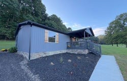 131 Baltzley Valley Road NE, New Philadelphia, OH 44663