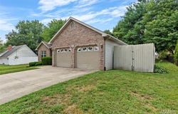 815 Pecan Lane, Jackson, MO 63755