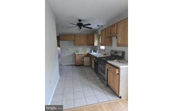 8 WHEATFIELD DRIVE, CARLISLE, PA 17015