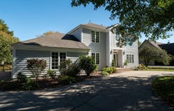 4660 N 145th St, Brookfield, WI 53005