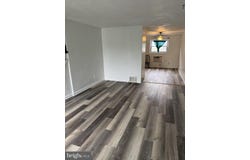 927 GRANT RD, FOLCROFT, PA 19032