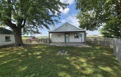 6957 N 300 E, Whiteland, IN 46184