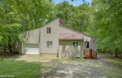 116 Rainbow Drive, Lackawaxen, PA 18435