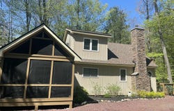 1515 Beech Spring Drive, Pocono Pines, PA 18350