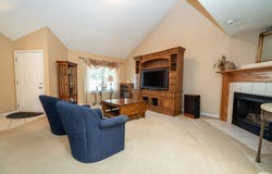 10 ELK Court, Washington, IL 61571