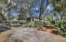 34 W Beach Lagoon Road, Hilton Head Island, SC 29928