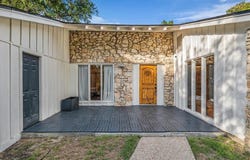 8900 Valley Brook Circle, Woodway, TX 76712