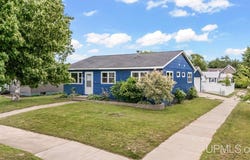 319 Minnesota, Gladstone, MI 49837