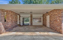 134 Westgate Dr, Greenwood, SC 29646
