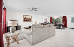 1031 SE 14th Dr, Deerfield Beach, FL 33441