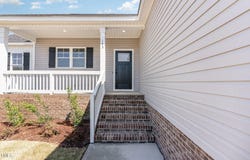 143 Royal Avenue, Selma, NC 27576