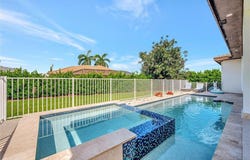 140 Sand Hill, MARCO ISLAND, FL 34145