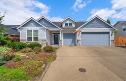 739 E MCKINLEY ST, Carlton, OR 97111
