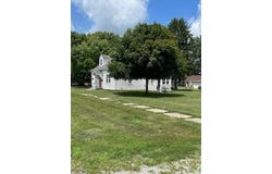 212 W Park St, Arthur, IL 61911