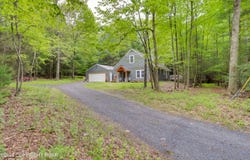 1563 Sullivan Trail, Tannersville, PA 18372