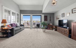 1 Embarcadero, Oakland, CA 94607