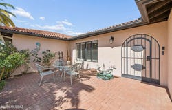 1073 N Paseo Iris, Green Valley, AZ 85614