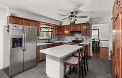 1505 Brookpark Drive, Mansfield, OH 44906