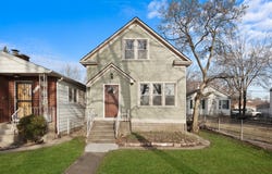 12411 S May Street, Calumet Park, IL 60827