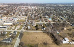 S Market & E Grant St Street, Maryville, MO 64468