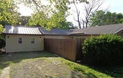 177 Lakeaire Drive, Eufaula, OK 74432