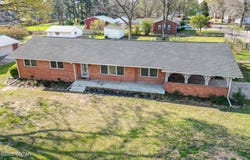 412 E Church Street, Alamo, TN 38001