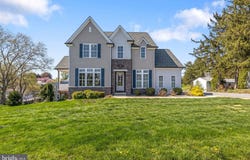 701 E WINDING HILL ROAD, MECHANICSBURG, PA 17055