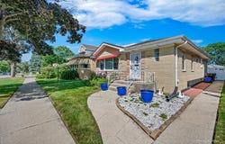 743 Newcastle Avenue, Westchester, IL 60154