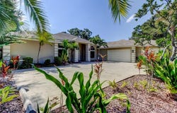 9935 OAKS LANE, SEMINOLE, FL 33772