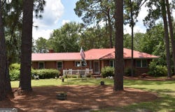 350 S College, Metter, GA 30439