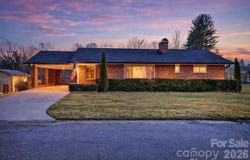 112 Allison Road, Brevard, NC 28712
