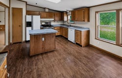 1602 Emmer Rd, Hartford, KS 66854