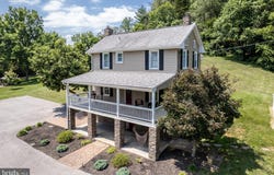10 SMITH ROAD, WESTMINSTER, MD 21158