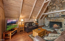 1125 Lower Alpine Way, Gatlinburg, TN 37738