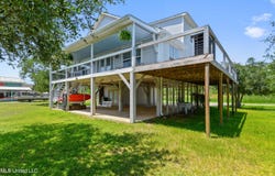 5015 1st Avenue, Bay Saint Louis, MS 39520