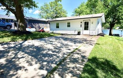 160 Hillcrest Ridge, Montezuma, IA 50171
