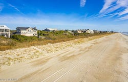 581 Forest Dunes Drive, Pine Knoll Shores, NC 28512