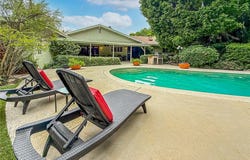 17323 Citronia, Northridge, CA 91325