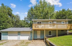 5191 Skyline Drive, Brooklyn, IA 52211
